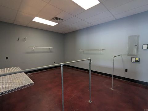 Tiny photo for 431 E Lincoln Road, Kokomo, IN 46902 (MLS # 202343045)