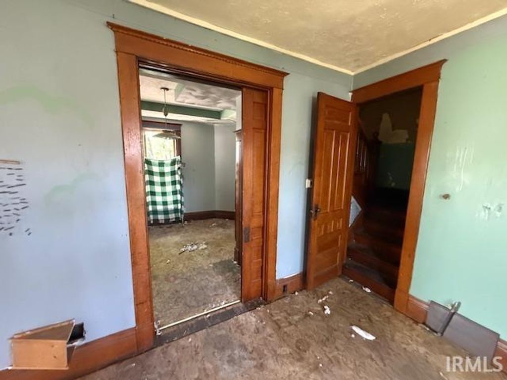 Photo of 620 W Crawford Street, Elkhart, IN 46514 (MLS # 202614133)