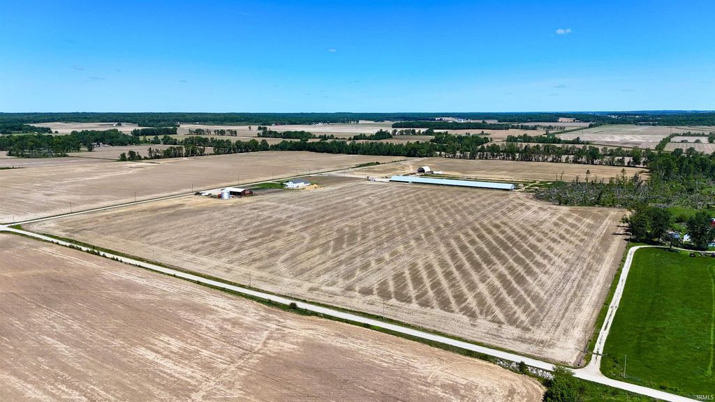 Photo of 34.25 Acres N 900 W, Linton, IN 47441 (MLS # 202619216)