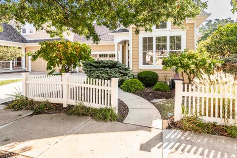 Photo of 2003 S Ramsey Drive, Bloomington, IN 47401 (MLS # 202537702)