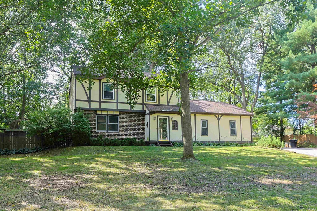 Photo of 26222 Tyris Street, South Bend, IN 46619 (MLS # 202635471)
