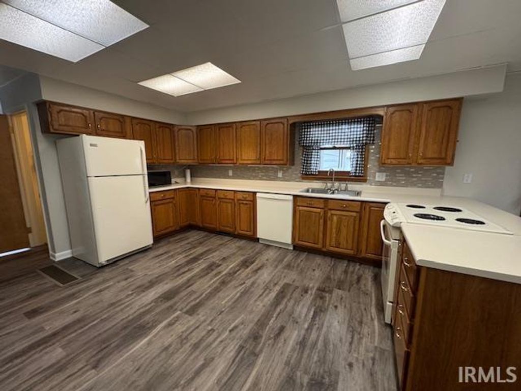 Photo of 0920 N 00 EW, Lagrange, IN 46761 (MLS # 202607900)