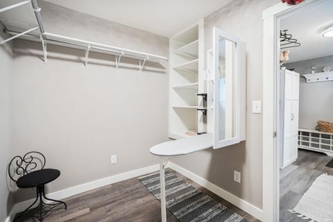 Tiny photo for 804 E Sycamore Street, Kokomo, IN 46901 (MLS # 202608556)