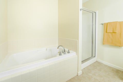 Tiny photo for 841 S Fieldcrest Court, Bloomington, IN 47401 (MLS # 202637983)
