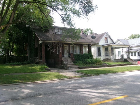 Photo of 273 E 5th Street, Peru, IN 46970 (MLS # 202631746)