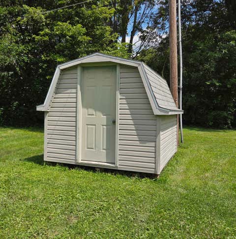 Tiny photo for 716 Hillcrest Drive, Kokomo, IN 46901 (MLS # 202633644)