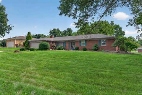 Photo of 716 Hillcrest Drive, Kokomo, IN 46901 (MLS # 202633644)