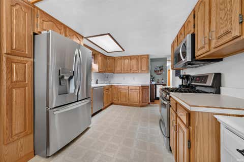 Tiny photo for 716 Hillcrest Drive, Kokomo, IN 46901 (MLS # 202633644)