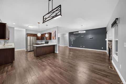 Tiny photo for 1527 Cedar Springs Court, Mishawaka, IN 46545 (MLS # 202624794)
