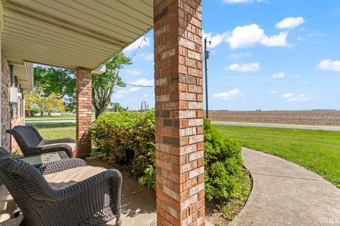 Tiny photo for 9967 N County Road 800 Road, Daleville, IN 47334 (MLS # 202615425)