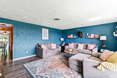 Tiny photo for 9967 N County Road 800 Road, Daleville, IN 47334 (MLS # 202615425)