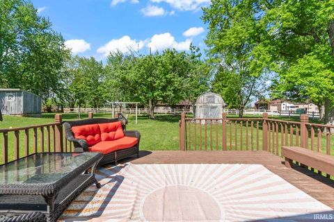 Tiny photo for 9967 N County Road 800 Road, Daleville, IN 47334 (MLS # 202615425)