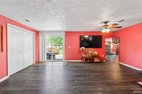 Tiny photo for 9967 N County Road 800 Road, Daleville, IN 47334 (MLS # 202615425)