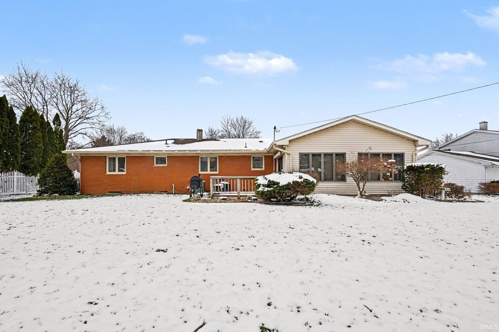 Photo of 1372 Berkshire Drive, South Bend, IN 46614 (MLS # 202609090)