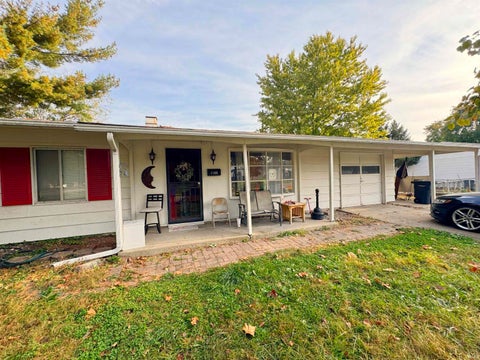 Tiny photo for 1100 Archway Drive, Lafayette, IN 47909 (MLS # 202644436)