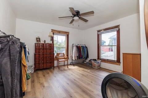 Tiny photo for 1007 E Main Street, Muncie, IN 47305 (MLS # 202635185)