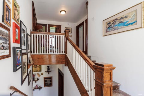 Tiny photo for 1007 E Main Street, Muncie, IN 47305 (MLS # 202635185)