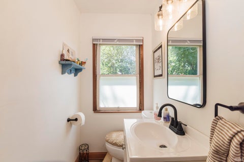 Tiny photo for 1007 E Main Street, Muncie, IN 47305 (MLS # 202635185)