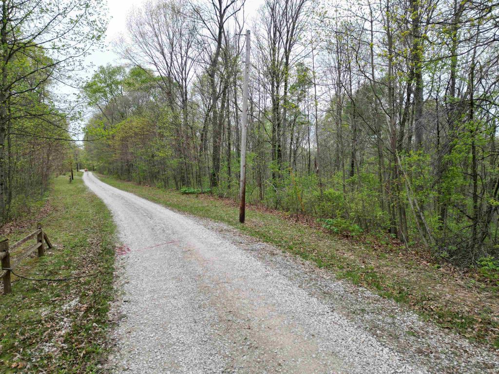 Photo of Tract 5 E Pine Road Common, Bloomfield, IN 47424 (MLS # 202614910)