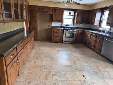 Tiny photo for 2015 E STATE 64 Road #1, Huntingburg, IN 47542 (MLS # 202635301)