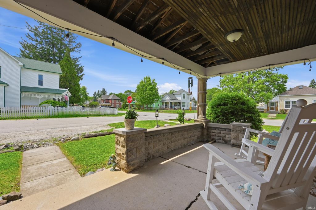Photo of 501 E Main Street, Arcadia, IN 46030 (MLS # 202619409)