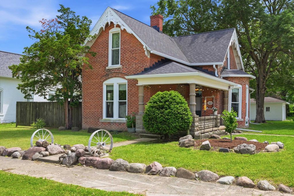 Photo of 501 E Main Street, Arcadia, IN 46030 (MLS # 202619409)