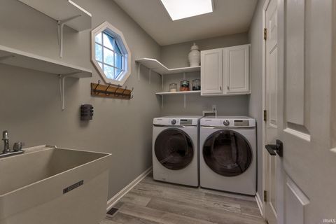 Tiny photo for 104 Alexandria Drive, Newburgh, IN 47630 (MLS # 202612503)