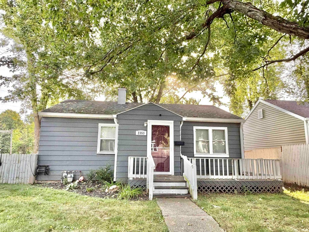 Photo of 2353 N 26th Street, Lafayette, IN 47904 (MLS # 202639035)
