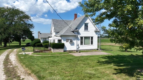 Tiny photo for 509 W us 24 Highway, Reynolds, IN 47980 (MLS # 202636918)