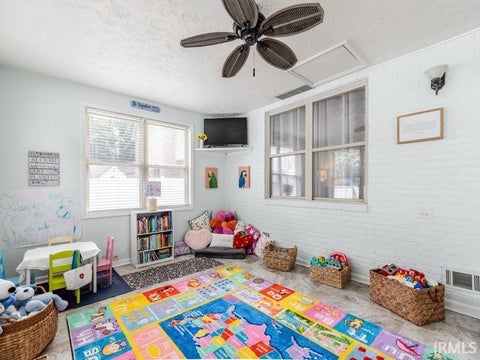 Tiny photo for 3212 Roselawn Drive, Evansville, IN 47711 (MLS # 202630190)