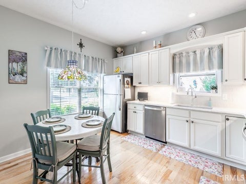 Tiny photo for 3212 Roselawn Drive, Evansville, IN 47711 (MLS # 202630190)