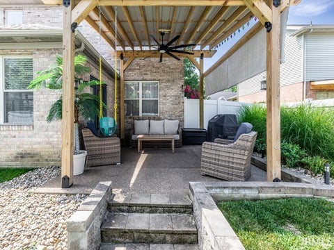 Tiny photo for 3212 Roselawn Drive, Evansville, IN 47711 (MLS # 202630190)