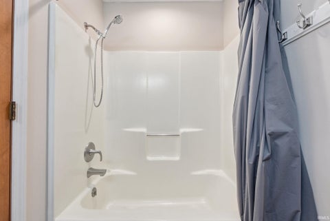 Tiny photo for 11033 Johnson Road, Fort Wayne, IN 46818 (MLS # 202643701)