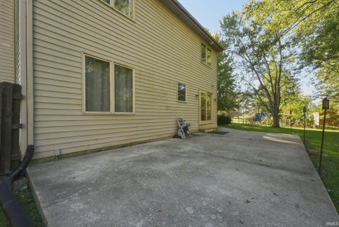 Tiny photo for 11033 Johnson Road, Fort Wayne, IN 46818 (MLS # 202643701)