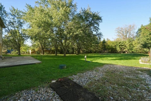 Tiny photo for 11033 Johnson Road, Fort Wayne, IN 46818 (MLS # 202643701)