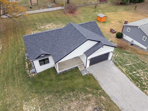 Tiny photo for 449 W Washington Street, Winamac, IN 46996 (MLS # 202539186)