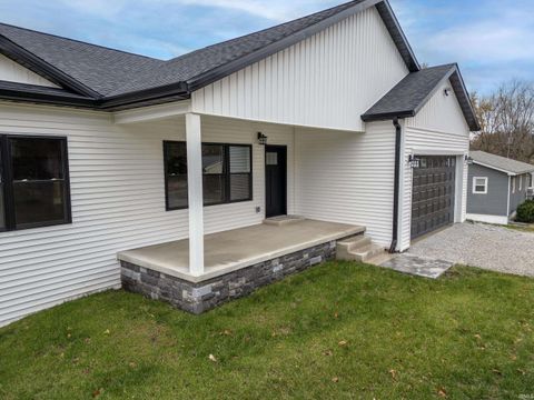 Tiny photo for 449 W Washington Street, Winamac, IN 46996 (MLS # 202539186)