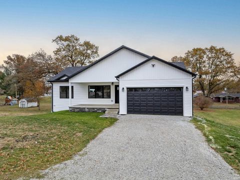 Photo of 449 W Washington Street, Winamac, IN 46996 (MLS # 202539186)