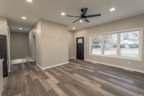 Tiny photo for 449 W Washington Street, Winamac, IN 46996 (MLS # 202539186)