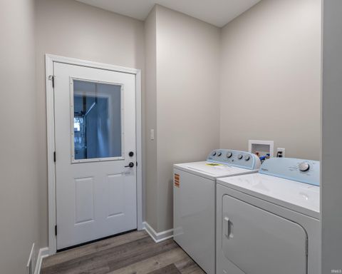 Tiny photo for 449 W Washington Street, Winamac, IN 46996 (MLS # 202539186)