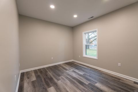 Tiny photo for 449 W Washington Street, Winamac, IN 46996 (MLS # 202539186)