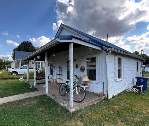 Photo of 222 Grissom Avenue, Mitchell, IN 47446 (MLS # 202537477)