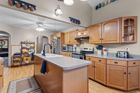 Tiny photo for 936 E Center Road, Kokomo, IN 46902 (MLS # 202615550)