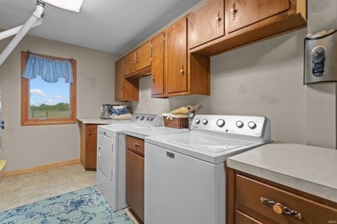 Tiny photo for 936 E Center Road, Kokomo, IN 46902 (MLS # 202615550)