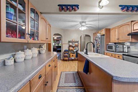 Tiny photo for 936 E Center Road, Kokomo, IN 46902 (MLS # 202615550)