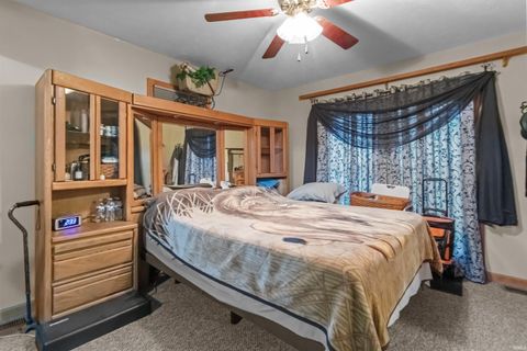 Tiny photo for 936 E Center Road, Kokomo, IN 46902 (MLS # 202615550)