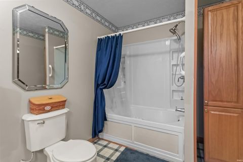 Tiny photo for 936 E Center Road, Kokomo, IN 46902 (MLS # 202615550)