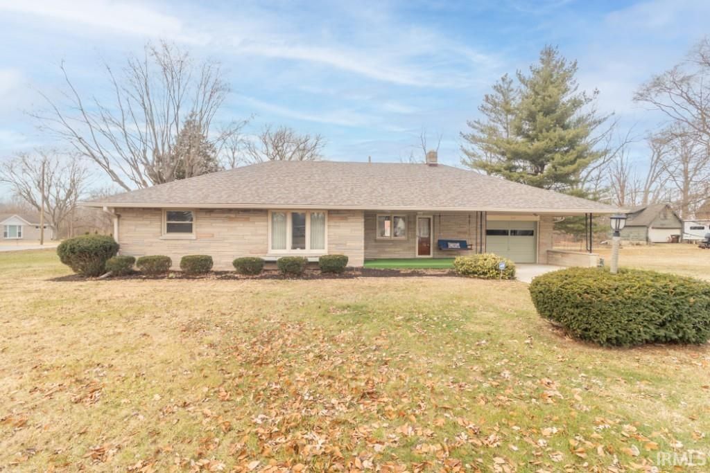 Photo of 209 S Jefferson Street, Sulphur Springs, IN 47388 (MLS # 202549943)