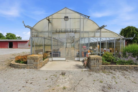 Tiny photo for 1680 Lincolnway W, Ligonier, IN 46767 (MLS # 202635233)