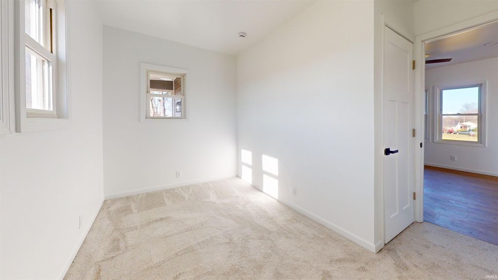 Photo of 812 S York Street, Albion, IN 46701 (MLS # 202608066)